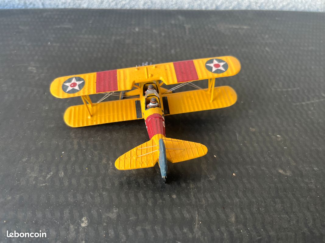 Superbe maquette ancienne d'avion biplan militaire Boeing-Stearman Model 75 (image 3)
