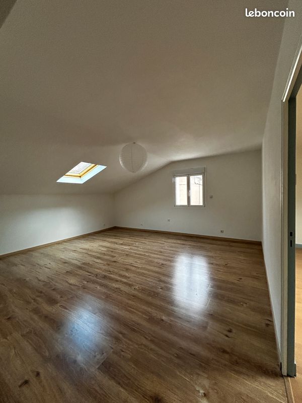 Appartement 2 pièces 50 m² · à Montceau-les-Mines · 50 m² · 500 €/mois