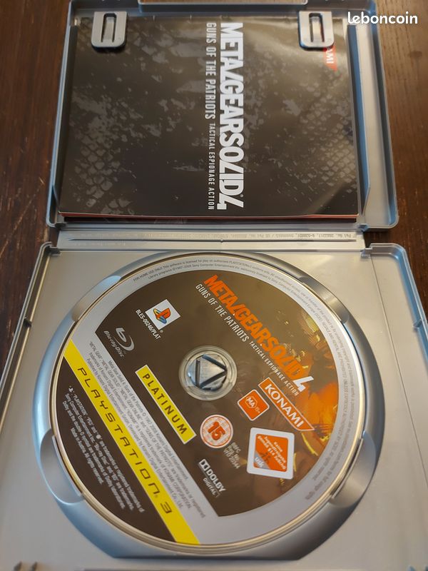 Jeux vidéo Plastation 3 Metal Gear Solid 4 Guns Of The Patriots Platinium (image 3)