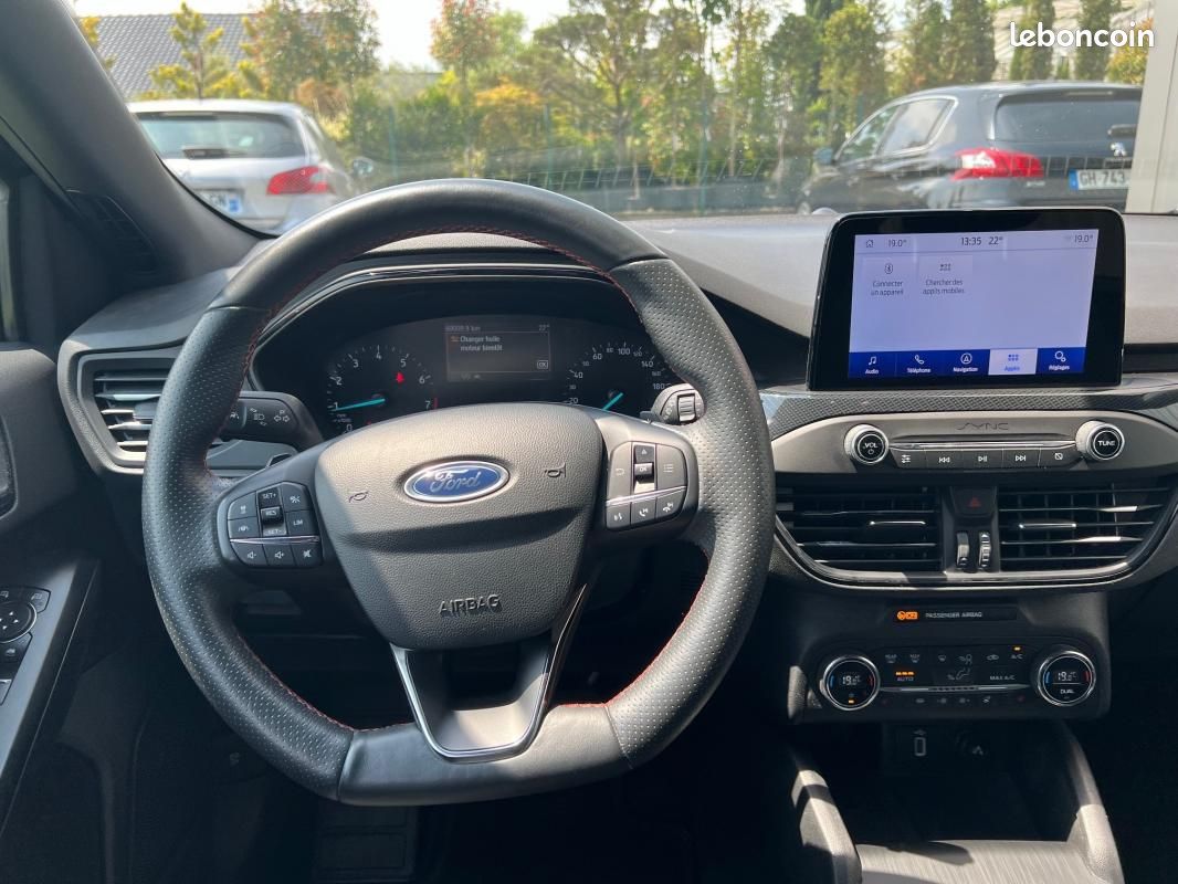 Ford Focus SW BREAK ST LINE 1.0 ECOBOOST 125CH BVA8 (image 9)