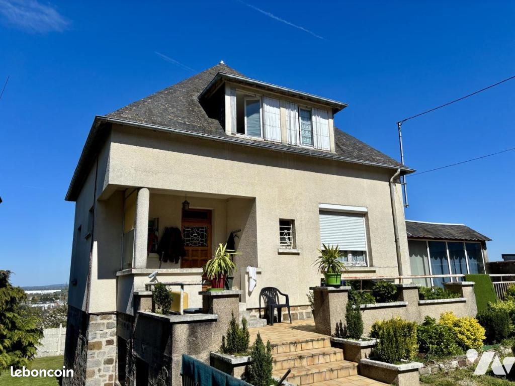 Maison 5 pièces 97 m² · à Vire Normandie · 97 m² · 136 500 €