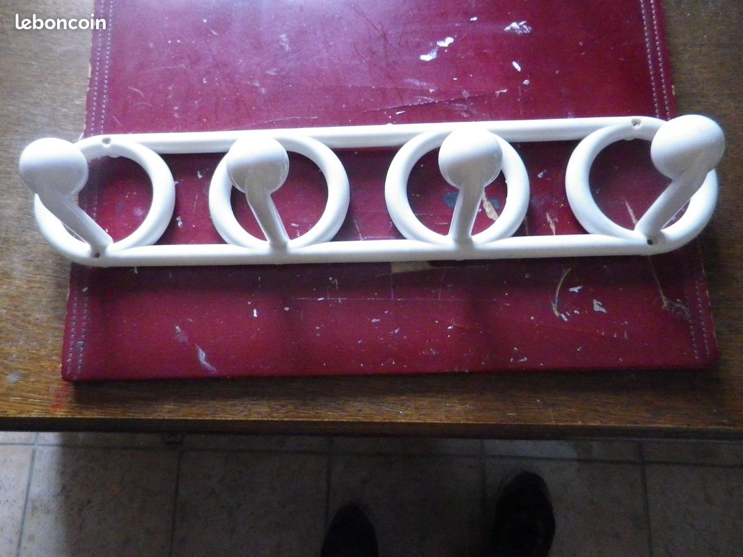 Porte manteau (image 1)