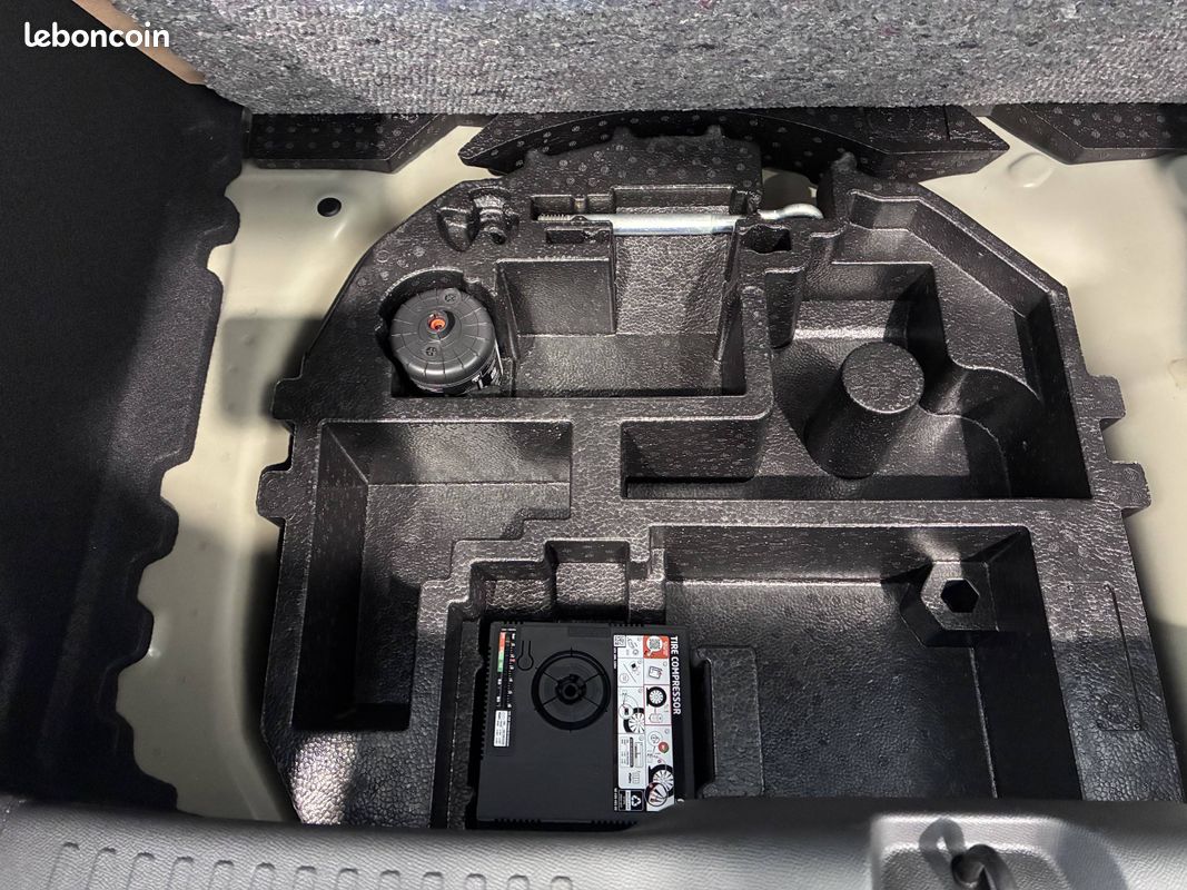 CITROEN C3 Turbo 100 ch Manuelle Max (image 14)