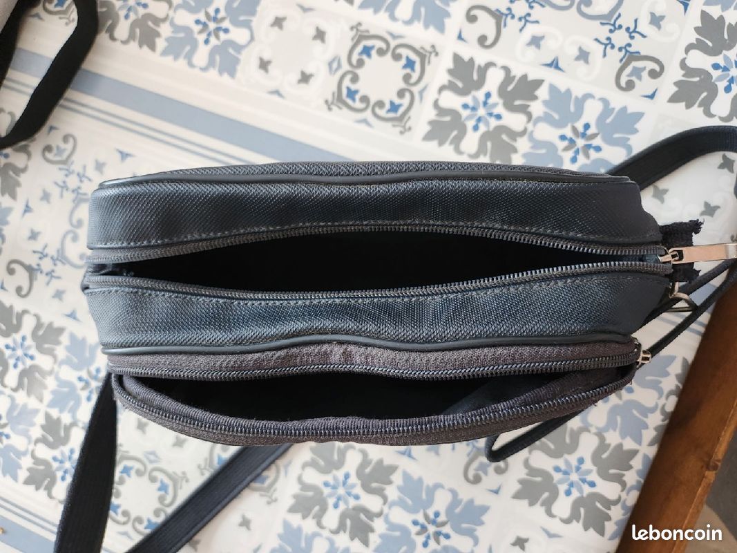 Sac a bandoulière lacoste vintage (image 2)