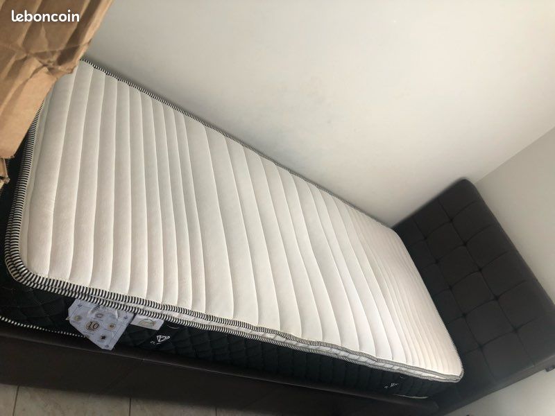 Deux matelas Black Diamond avec leurs sommiers – Excellent état (image 5)