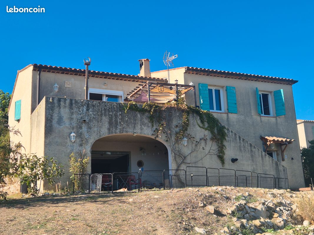 Maison 7 pièces 170 m² · à Ampus · 170 m² · 350 000 €