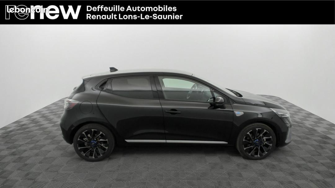 Renault Clio V E-Tech full hybrid 145 ch GSR2 Esprit Alpine (image 2)