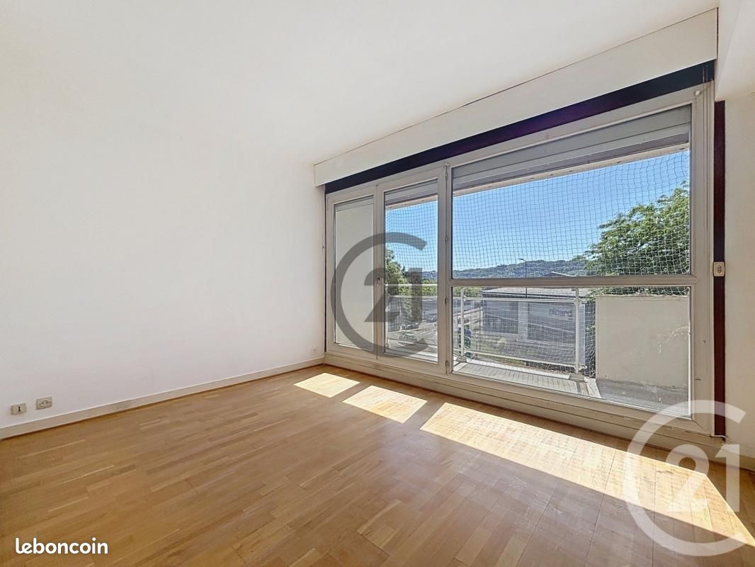 Appartement 2 pièces 51 m² · à Sens · 51 m² · 650 €
