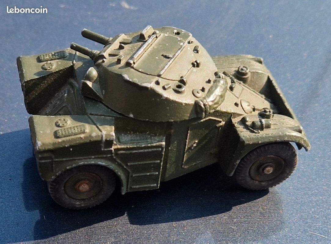 Dinky Toys - 1:43 - EBR Panhard Engin Blinde De - Catawiki