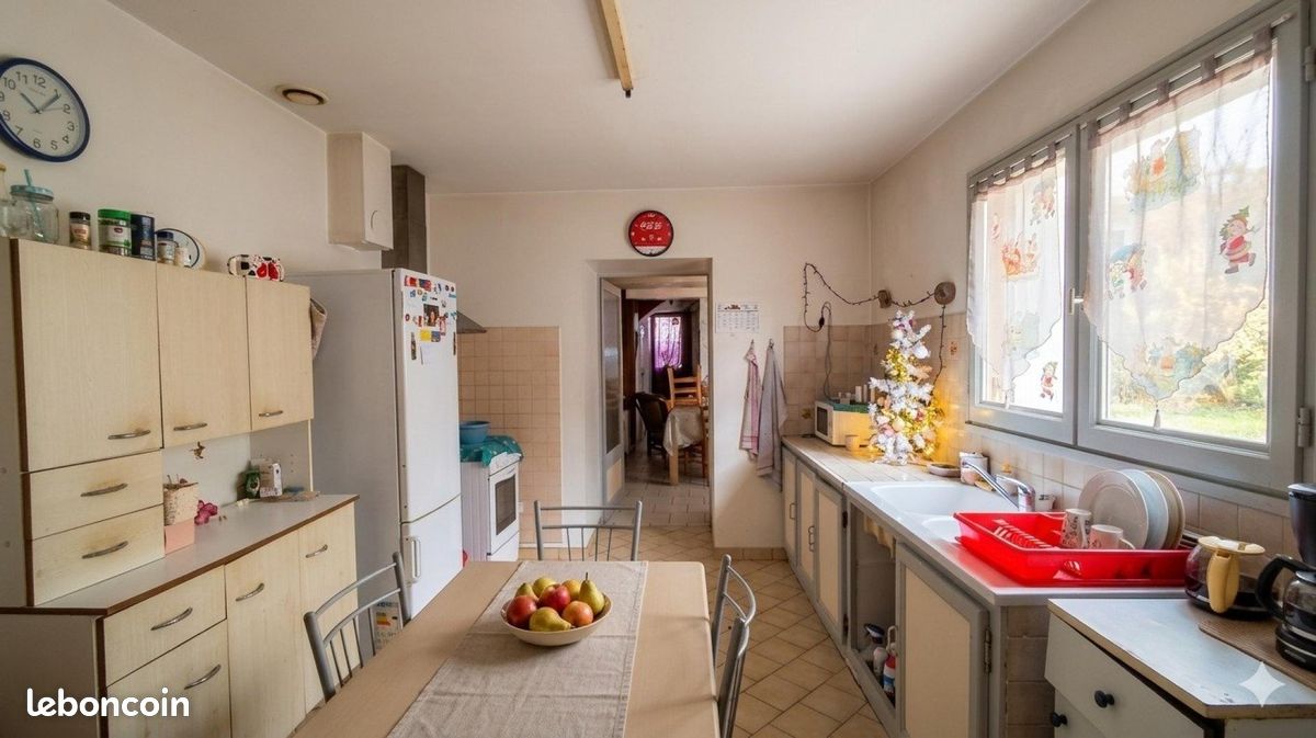Maison 5 pièces 115 m² · à Saint-Jean-d'Angély · 115 m² · 129 900 €