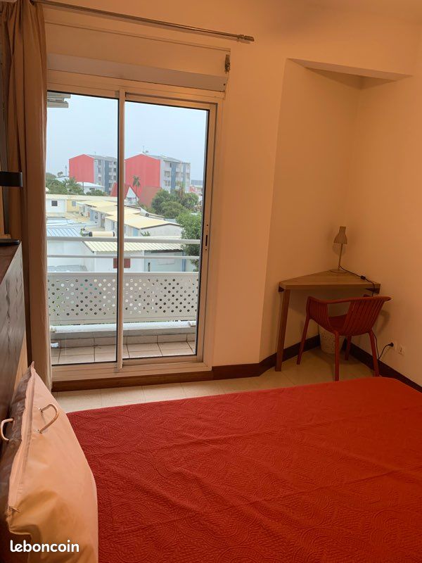 Appartement 4 pièces 100 m² · à Saint-Denis · 100 m² · 496 €/mois