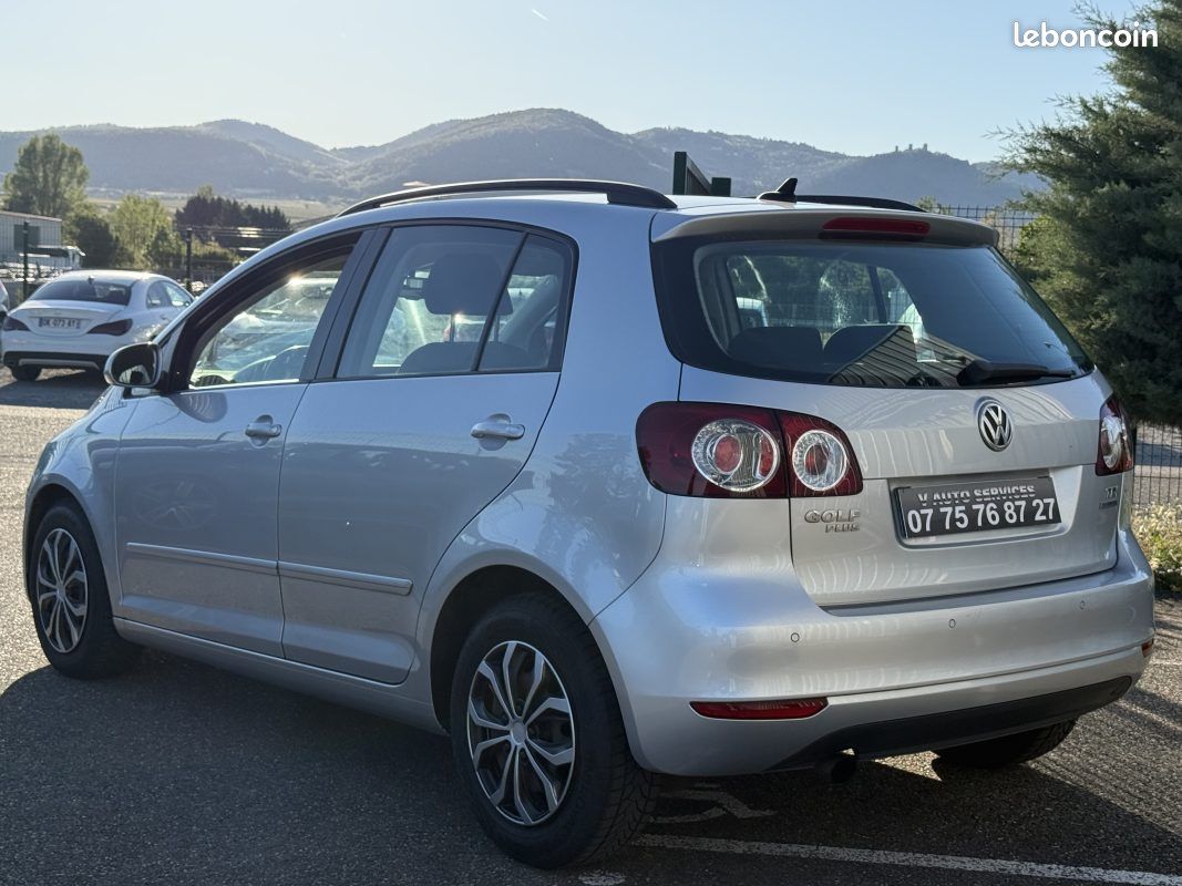 Volkswagen Golf Plus 1.6 TDI 105ch Confortline Garantie 6 Mois (image 3)