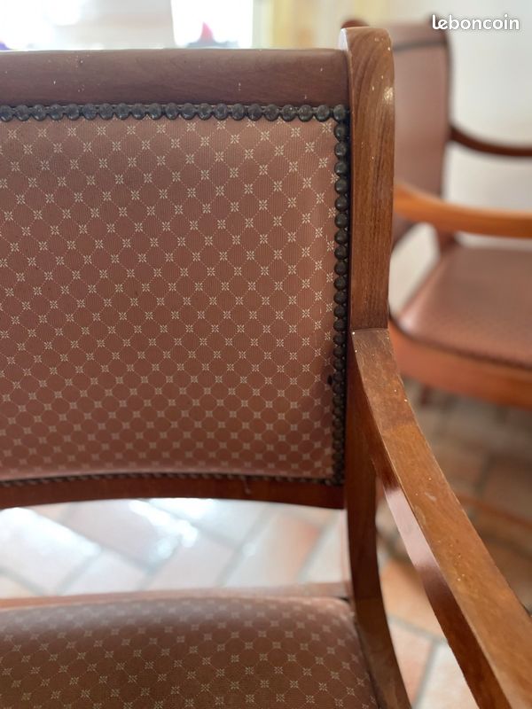 Table et chaises (image 5)