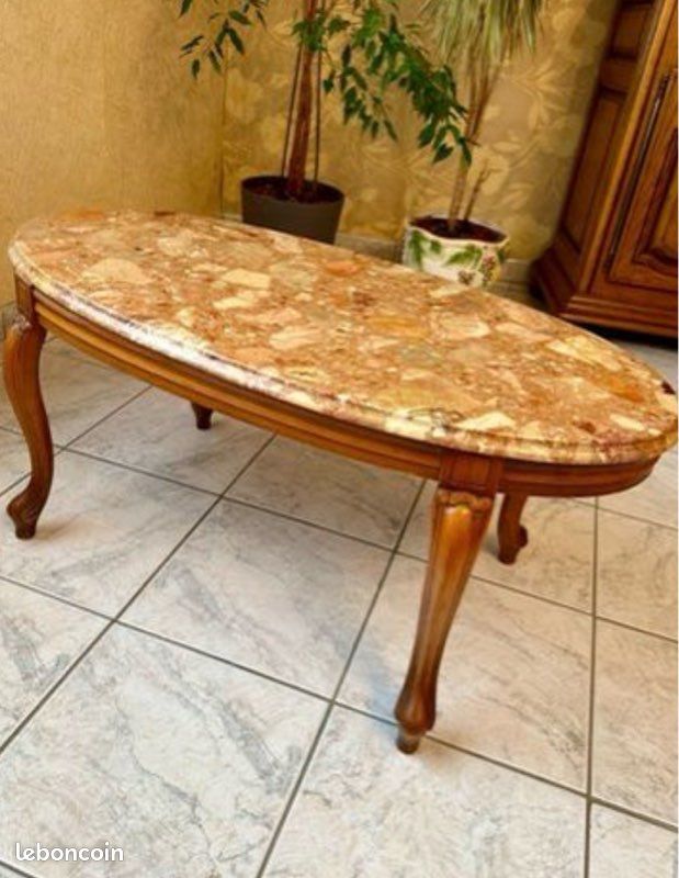 Table basse en marbre (image 1)