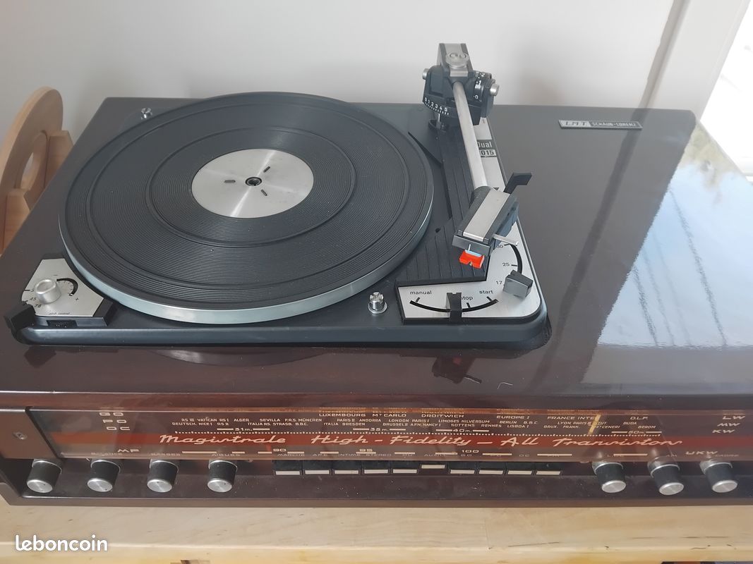 Lot De 6 Boutons Noirs Pour Platine Vinyle ITT Schaub Lorenz Luxux E701 - Pièce D'occasion