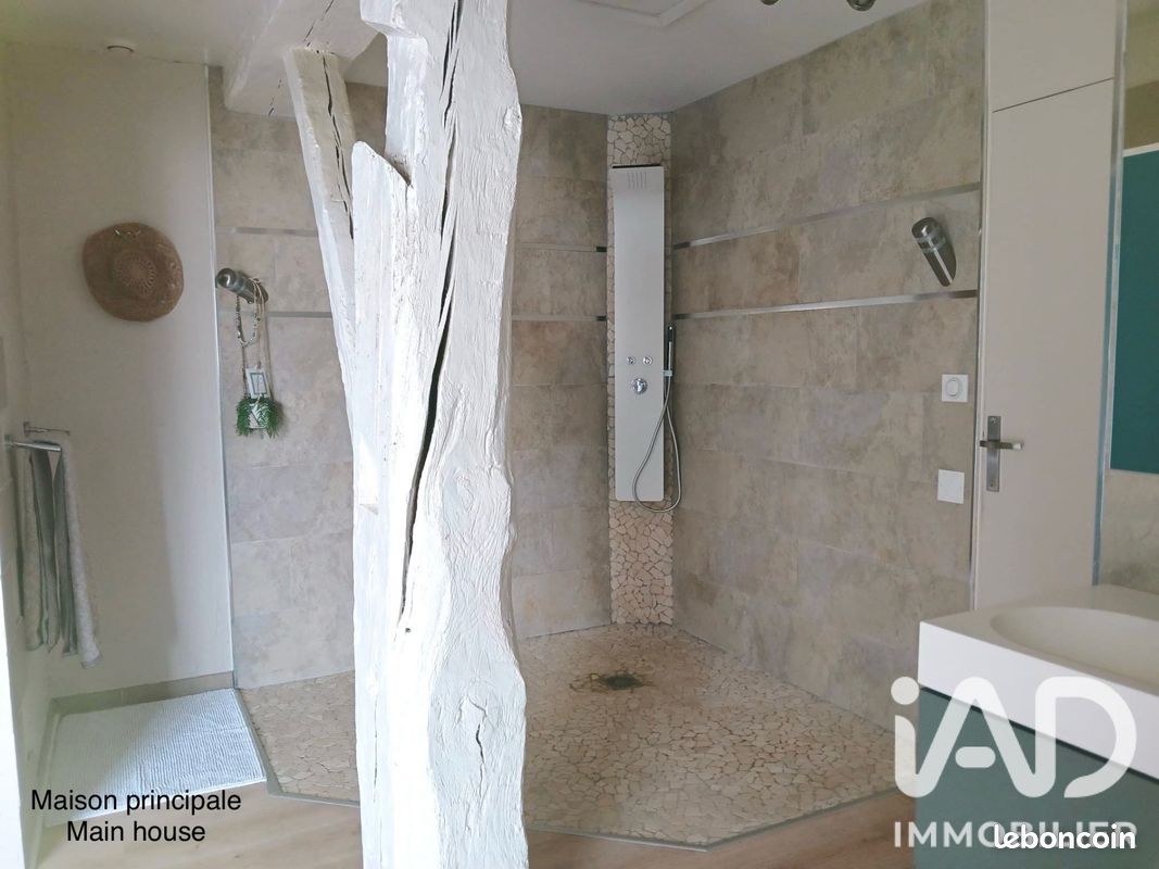 Maison 13 pièces 375 m² · à Villiers-le-Sec · 375 m² · 489 000 €