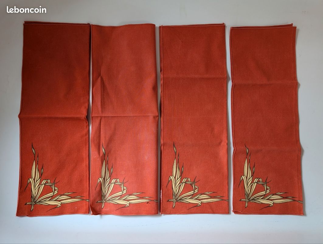 HERMÈS 4 x Cotton Napkins with Motif Border 'Les