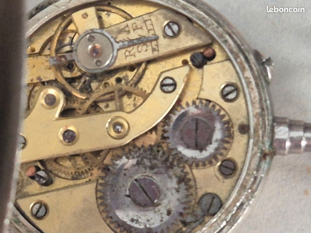 Montre à Gousset Ancienne en Argent Collection