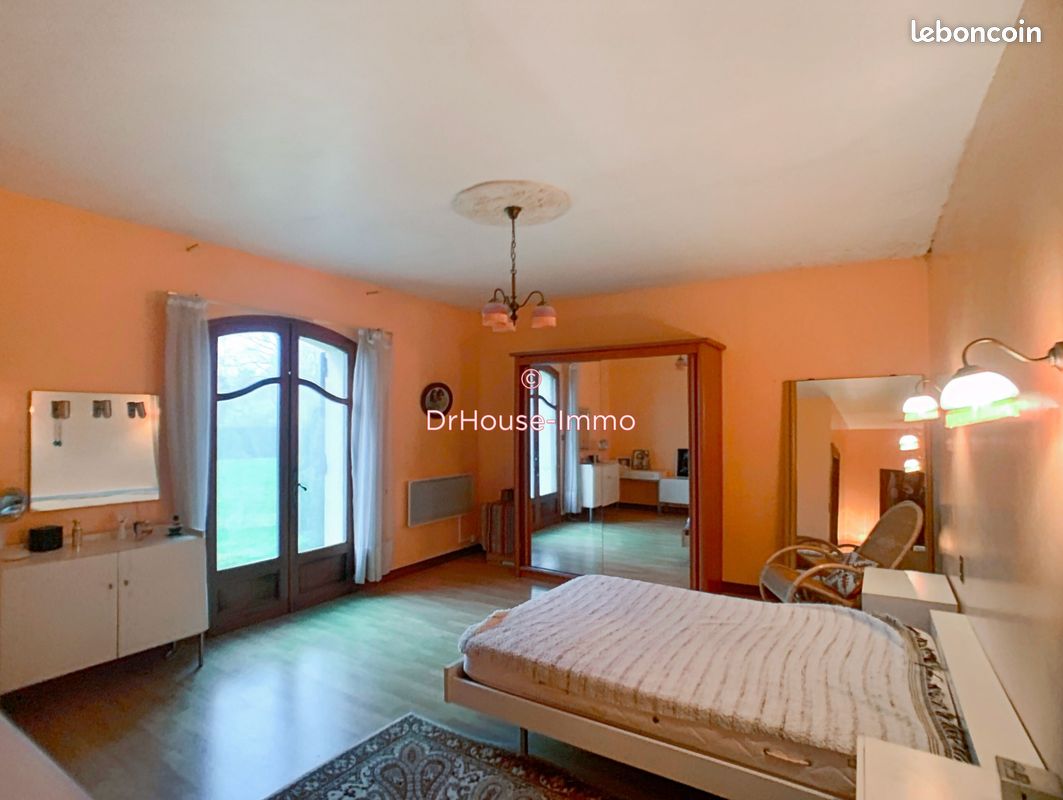 Maison 10 pièces 295 m² - Salaunes 33160 (image principale 6)