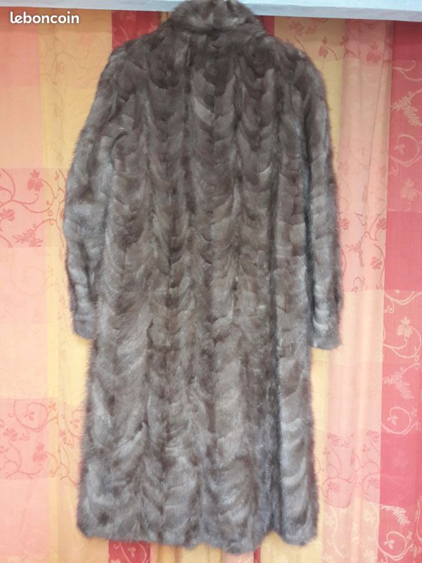 Manteau En Vison Véritable - Marron - Taille 38 (FR) - Neuf Sans étiquettes - Fourrure Luxueuse