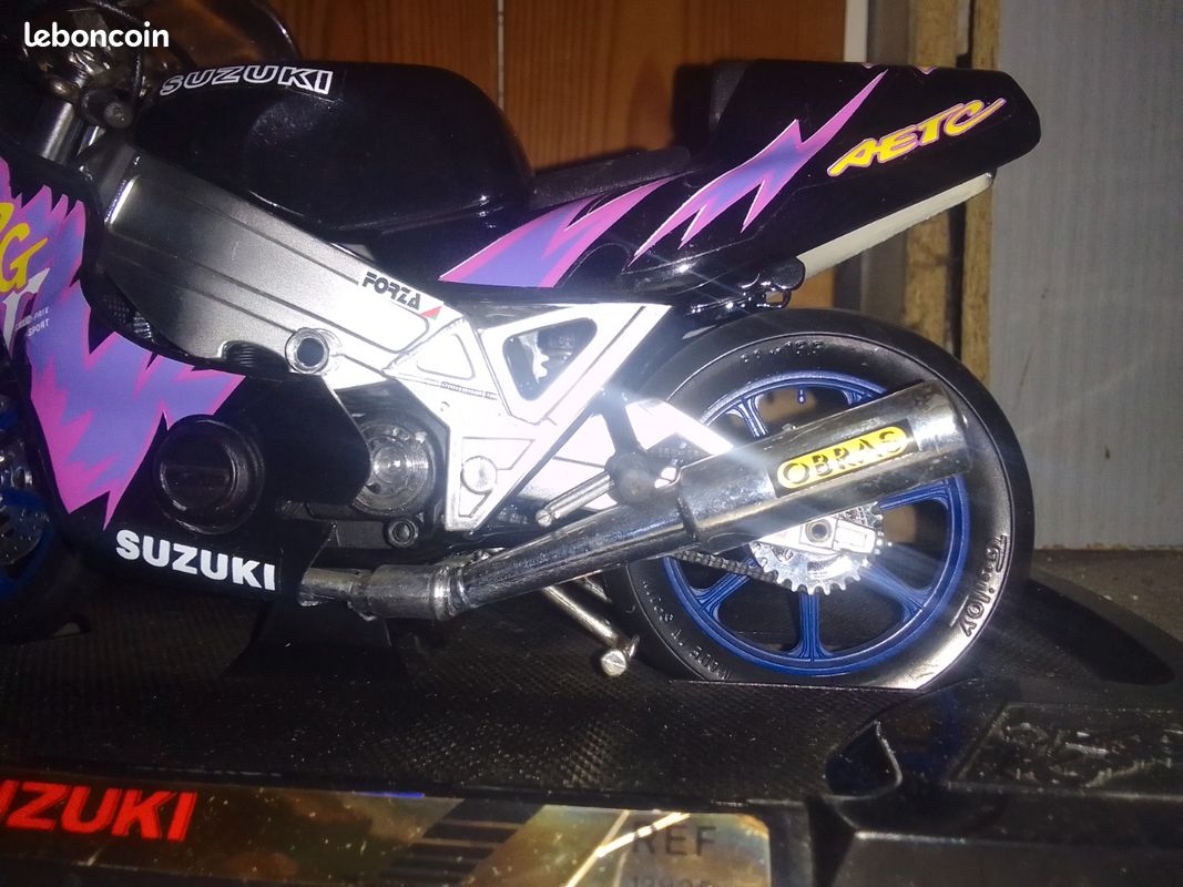 Miniature Moto De Circuit DUCADOS CEPSA 1/10 GUILOY - Collection, Occasion