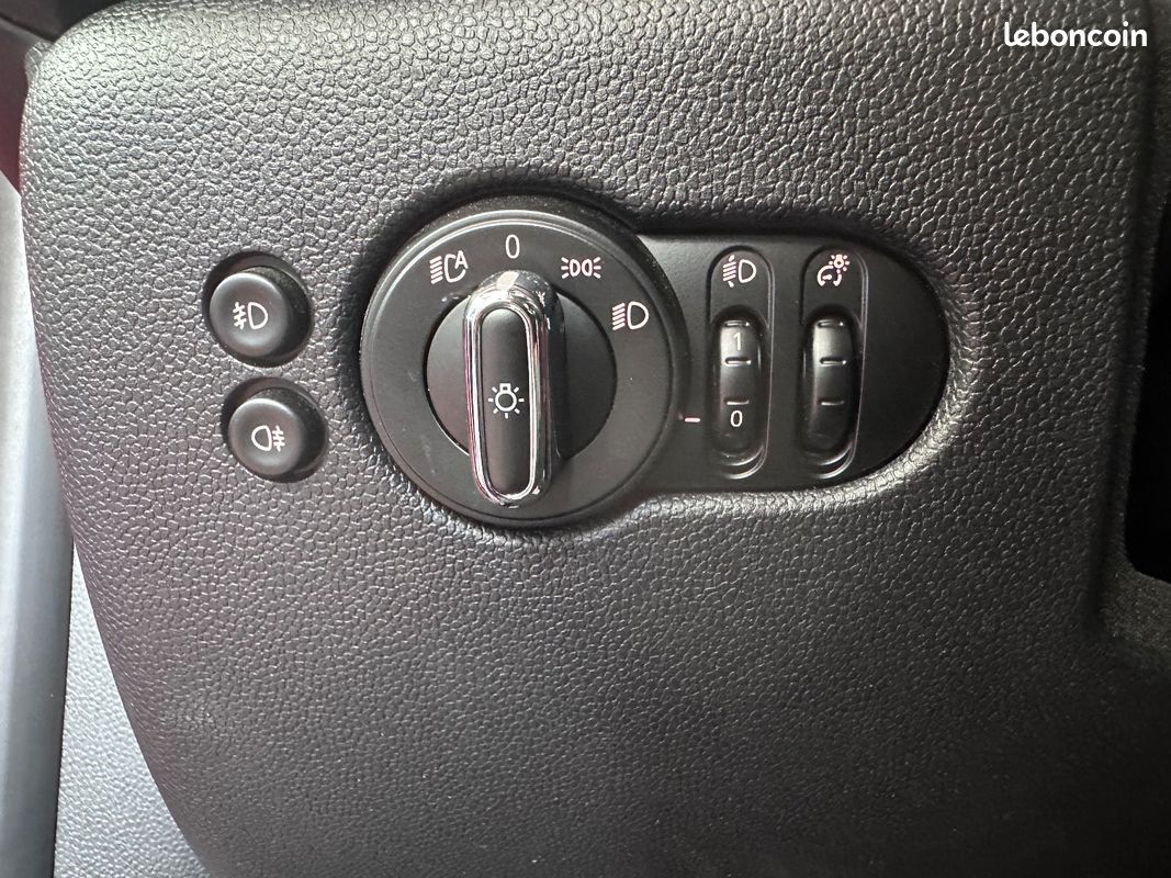 MINI COOPER MINI Cooper Heddon Street 1.5 i 102ch - Garantie 12 mois (image 25)
