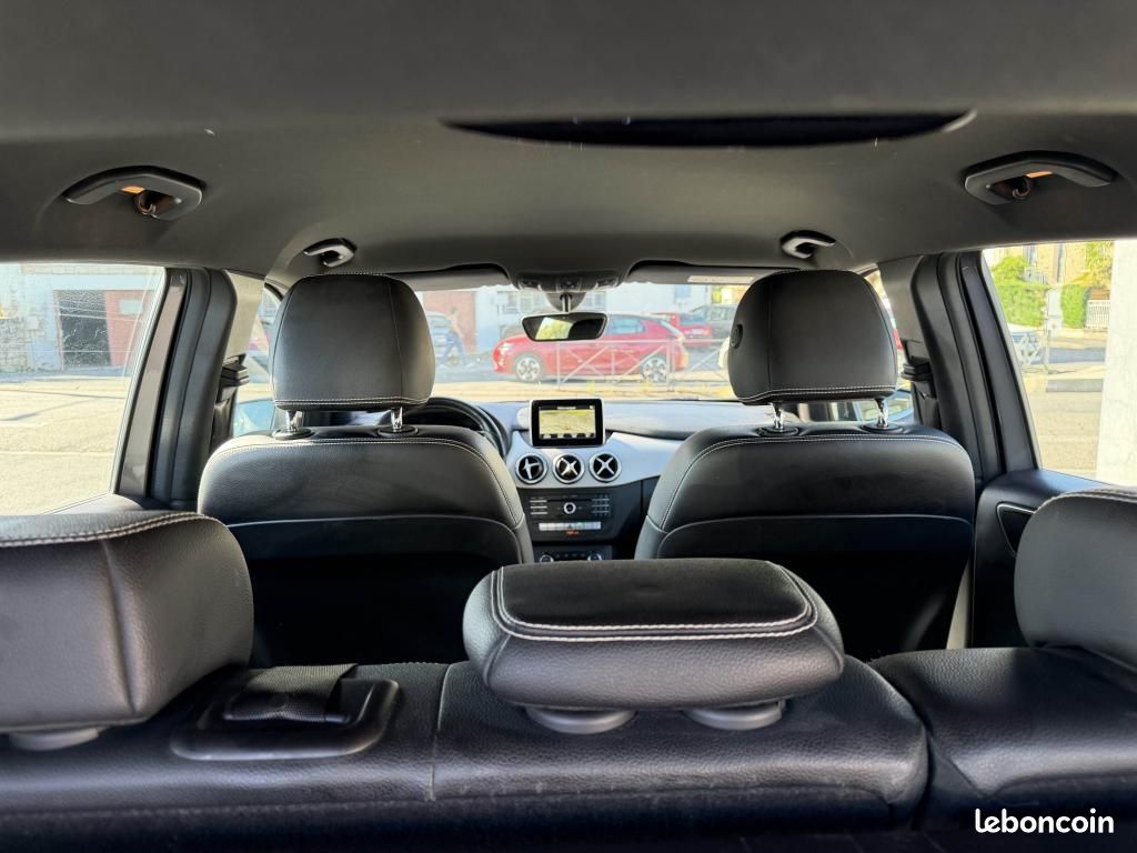 MERCEDES CLASSE B 200 d Bva - Sensation GPS + clim + camera AR (image 11)