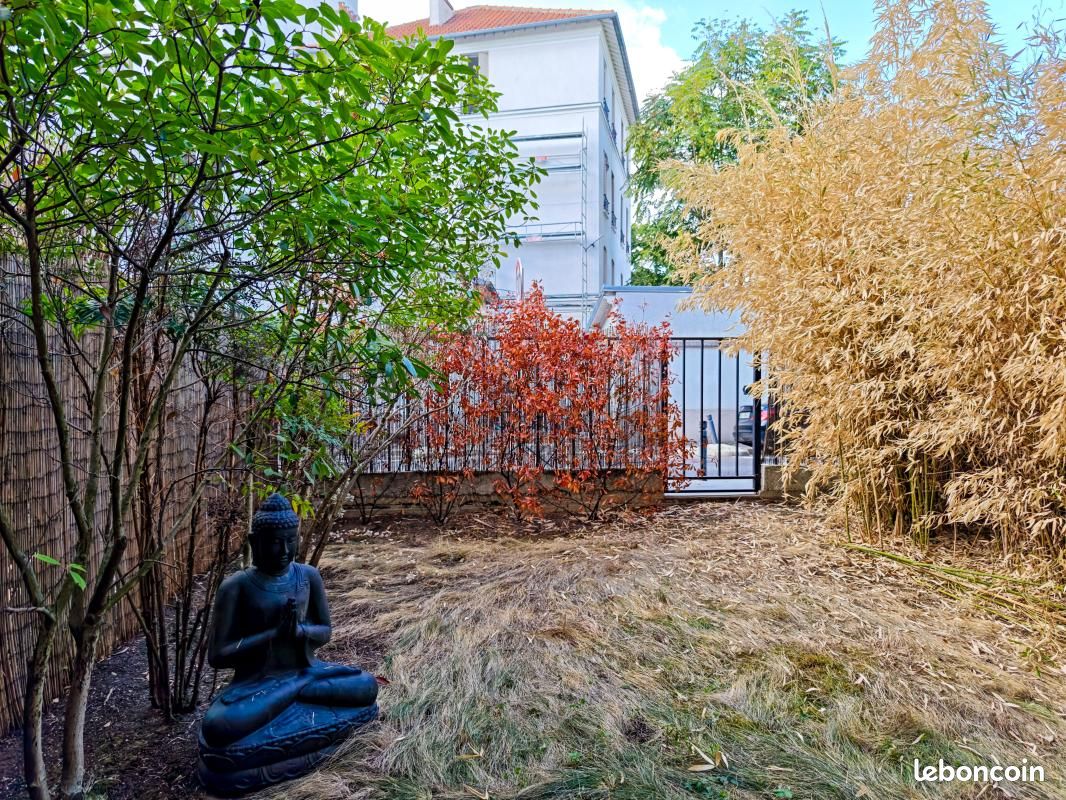 Appartement 2 pièces 33 m² · à Les Lilas · 33 m² · 320 000 €