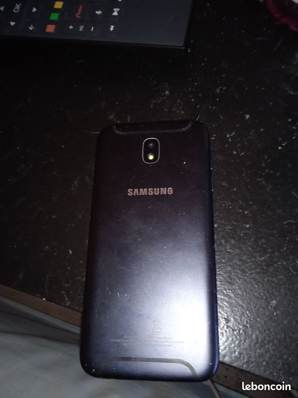 Samsung Galaxy j5 (image 1)