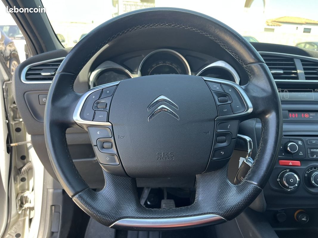 Citroen DS4 1.6 E-HDI115 AIRDREAM CHIC (image 10)