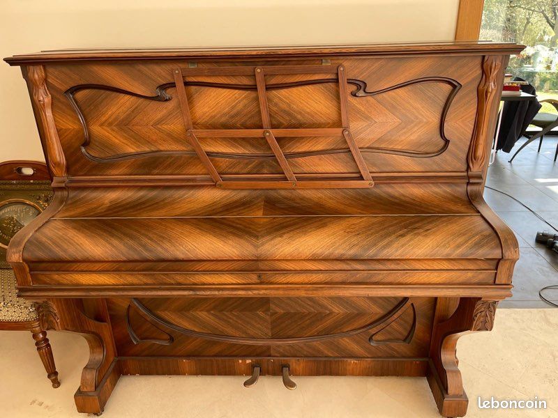 Piano droit Pleyel (image 2)