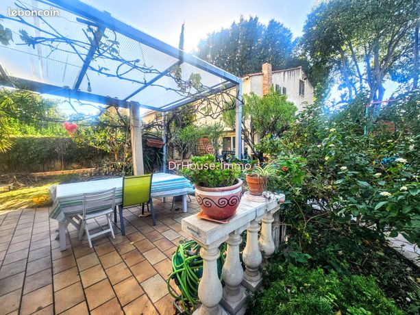 Propriété 9 pièces 286 m² — 3