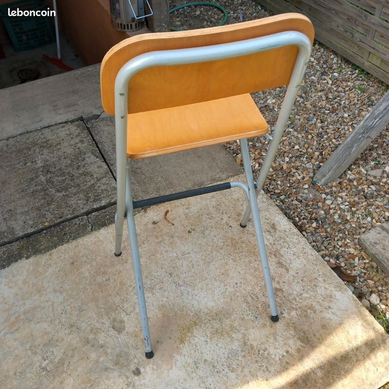Chaises hautes (image 2)