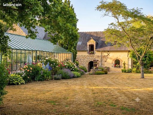 Maison 6 pièces 190 m² · à Saint-Domineuc · 190 m² · 527 850 €