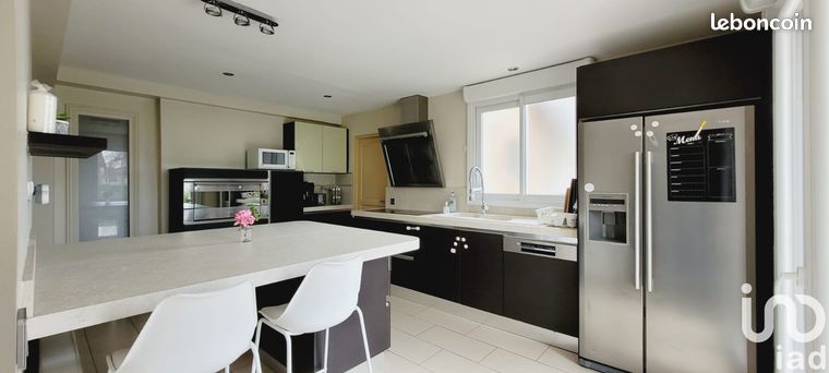 Maison 6 pièces 143 m²