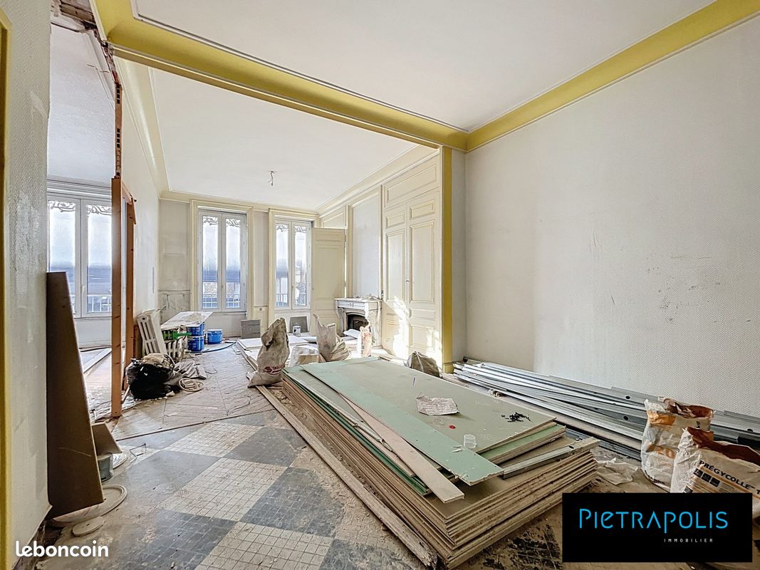 Appartement 3 pièces 82 m² · à Lyon · 82 m² · 300 000 €