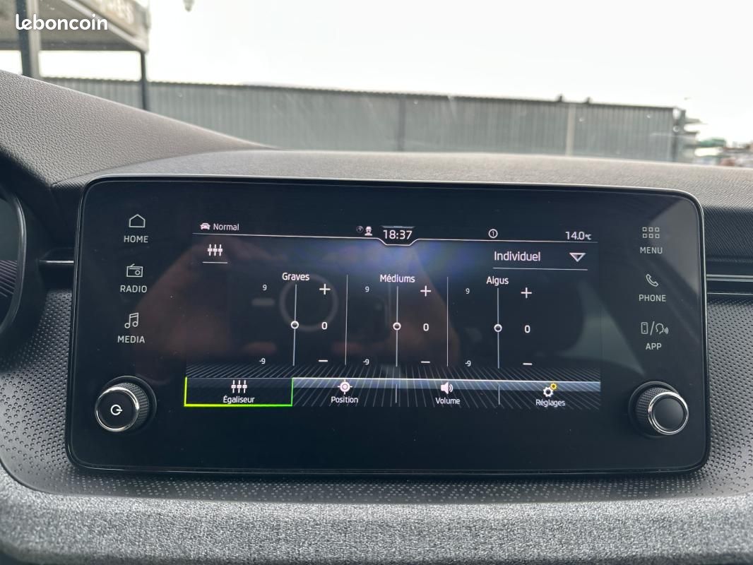 Skoda Scala 1.0 TSI Evo 2 116 ch DSG7 Selection (image 24)