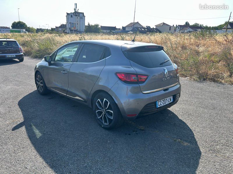 RENAULT Clio IV 5 Portes 1.5 dCi FAP Energy eco2 83g S&S 90 cv (image 3)