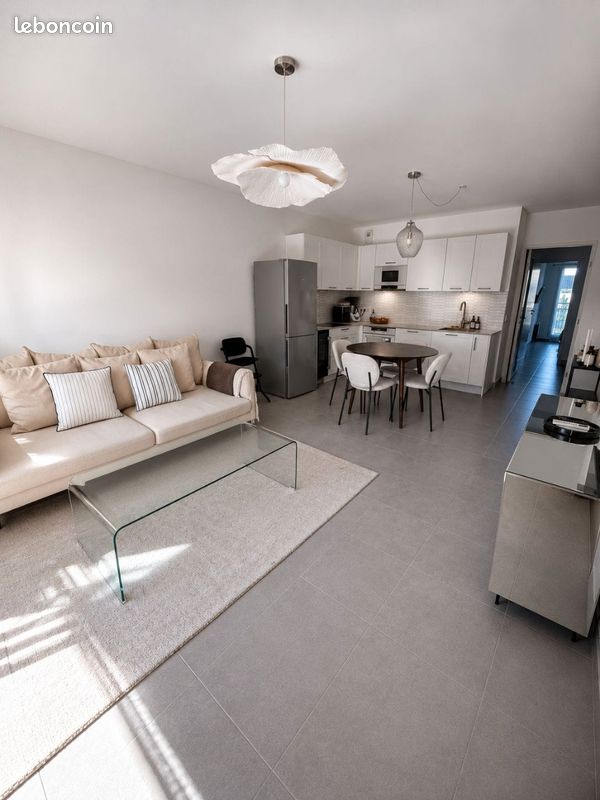 Appartement 3 pièces 67 m² · à La Ciotat · 67 m² · 379 000 €