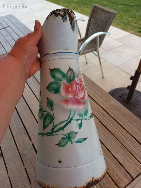 Broc de toilette émailler (image 6)