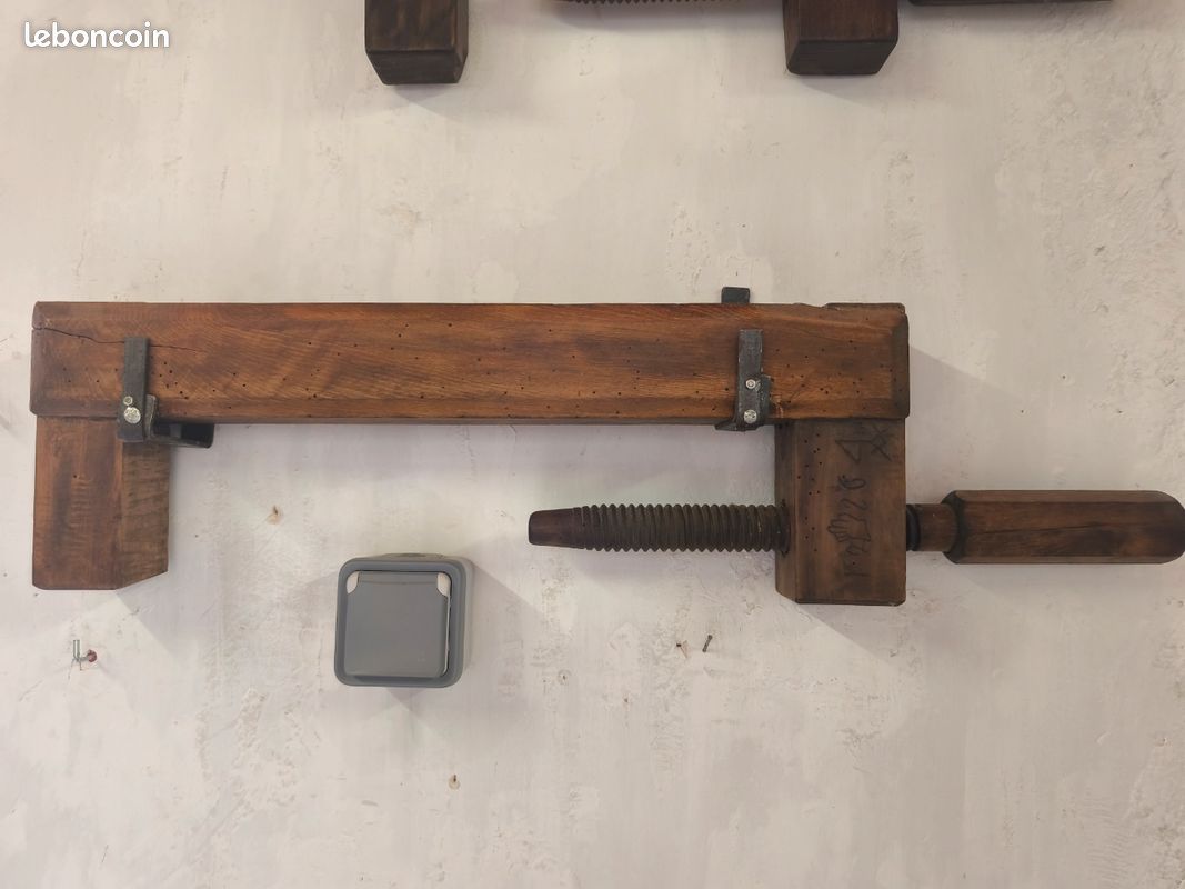 Serre joints anciens en bois 1916 et 1926 (image 3)