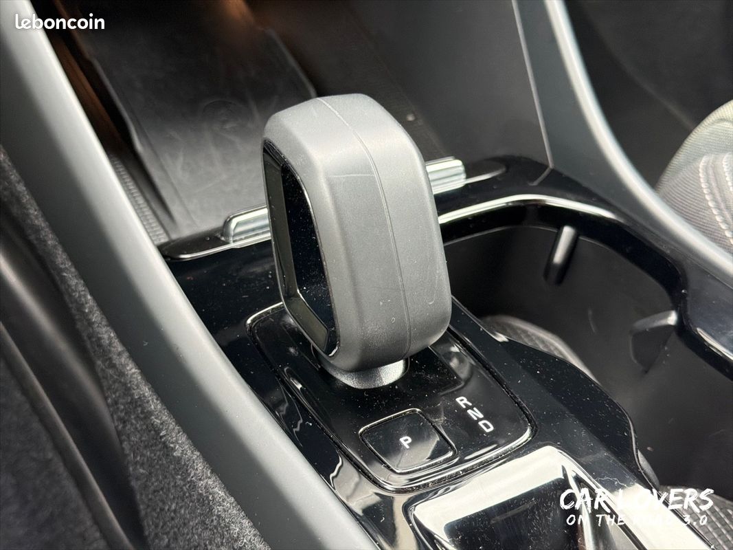 VOLVO XC40 T4 Recharge 129+82 ch DCT7 Plus (image 14)