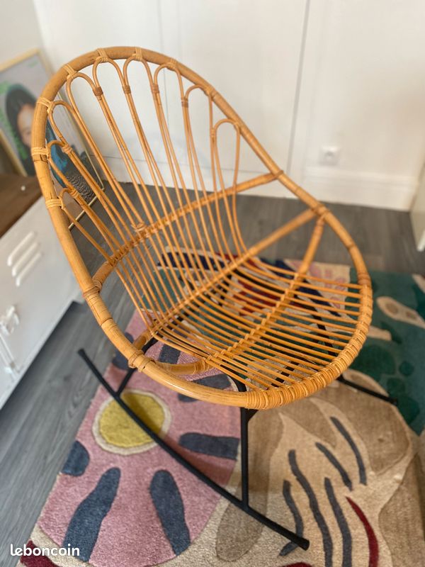 Rocking Chair adulte – Fauteuil en rotin à bascule (image 1)