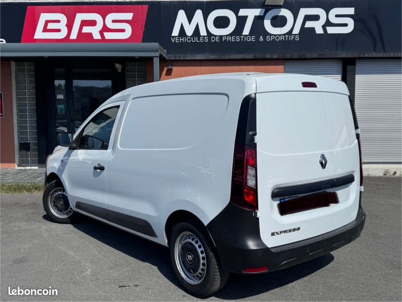 Renault EXPRESS VAN 1.5 BLUE DCI 95CH CONFORT 22 (image 7)