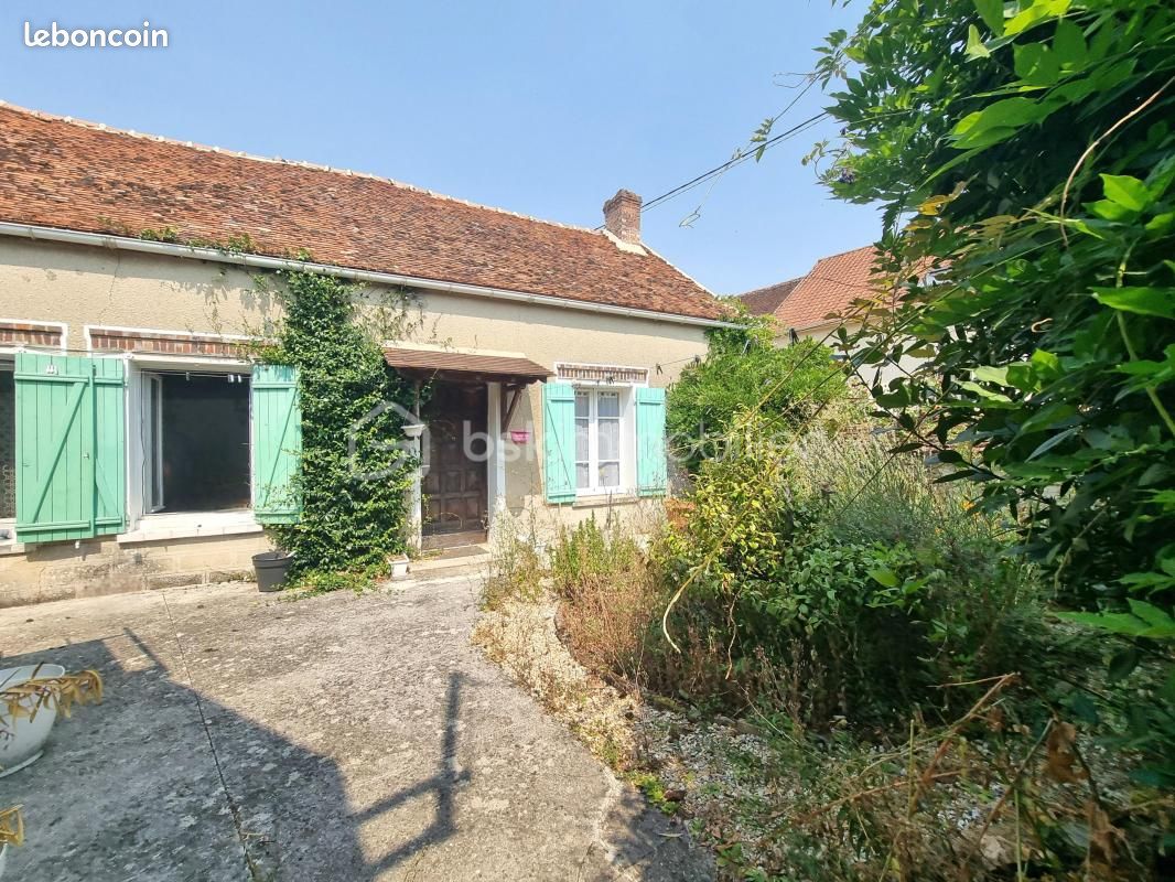 Maison 4 pièces 84 m² · à Longueville · 84 m² · 99 900 €