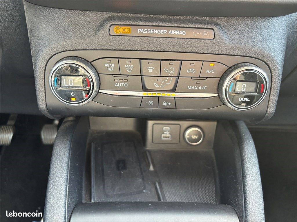 Ford Kuga III 2.0 ECOBLUE 150 MHEV BVM6 Titanium (image 24)