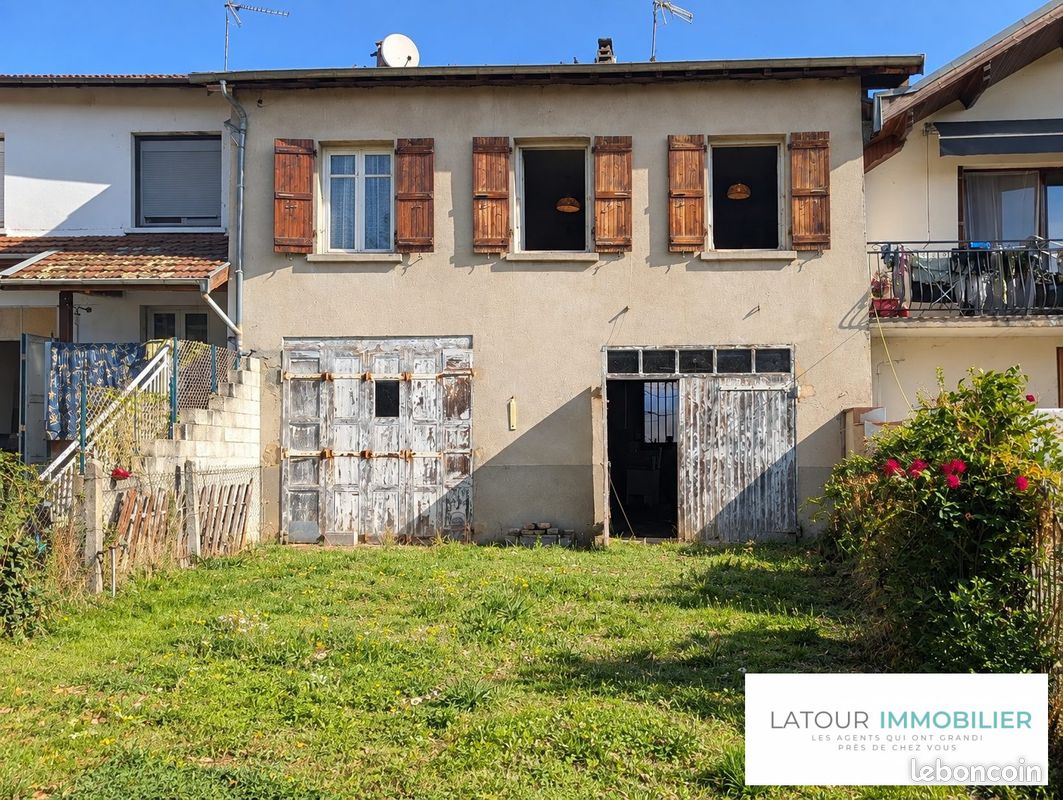 Maison 4 pièces 90 m² · à Saint-Didier-de-la-Tour · 90 m² · 150 000 €