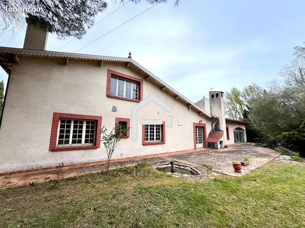 Propriété 6 pièces 285 m²