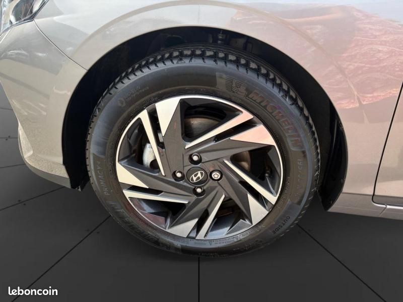 Hyundai i20 1.0 T-GDi 100ch Hybrid Intuitive (image 11)
