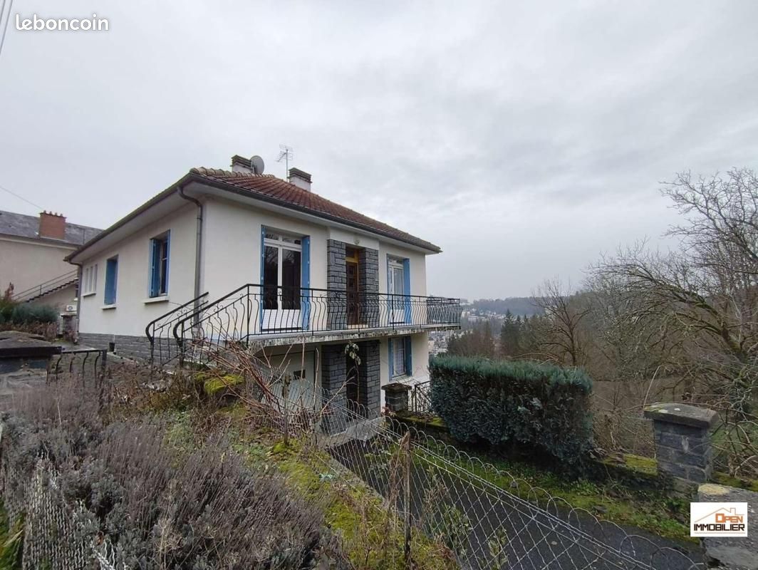 Maison 9 pièces 165 m² · à Tulle · 165 m² · 99 000 €